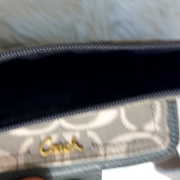 Coach crossbody - Picture 4 of 6